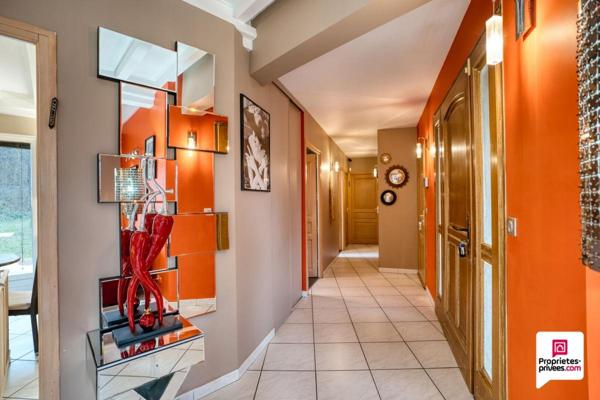 Magnifique maison familiale de caractère 158 m2  + sous sol - Terrain  2445 m2