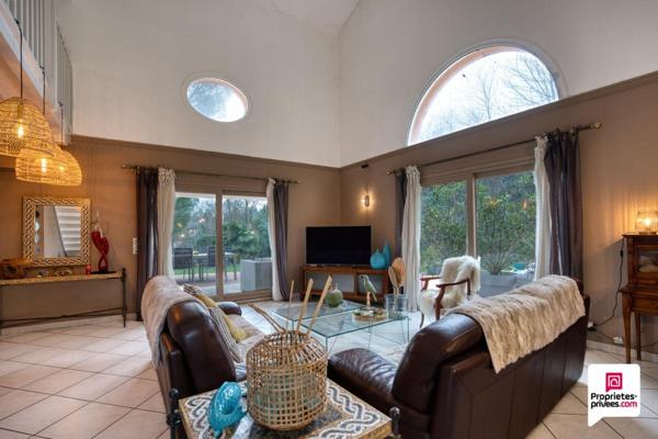 Magnifique maison familiale de caractère 158 m2  + sous sol - Terrain  2445 m2