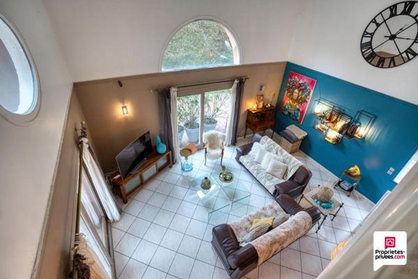 Magnifique maison familiale de caractère 158 m2  + sous sol - Terrain  2445 m2