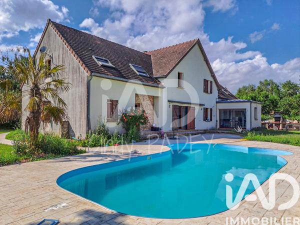 Maison à vendre 12 pièces 310 m² Crécy-la-Chapelle