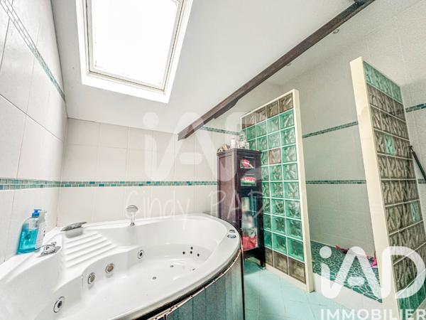 Maison à vendre 12 pièces 310 m² Crécy-la-Chapelle