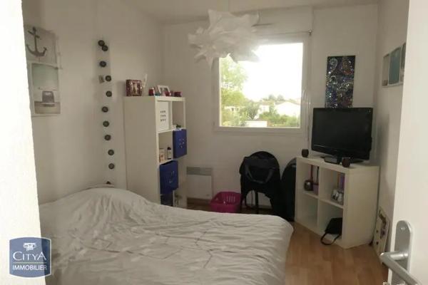 Appartement à louer 2 pièces 44.98m² Poitiers (86000)