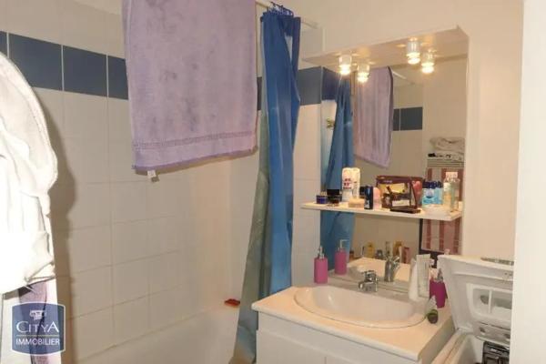 Appartement à louer 2 pièces 44.98m² Poitiers (86000)