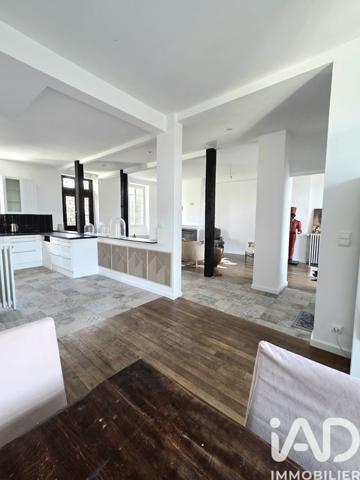 Maison à vendre 6 pièces 225 m² Deux Rivières