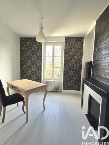 Maison à vendre 6 pièces 225 m² Deux Rivières