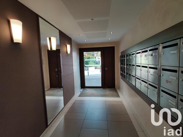 Appartement à vendre 2 pièces 49 m² Neuilly-sur-Marne