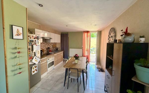 Maison à vendre    4 pièces • 92 m2 Saint-Quentin