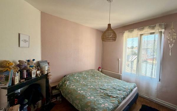 Maison à vendre    4 pièces • 92 m2 Saint-Quentin
