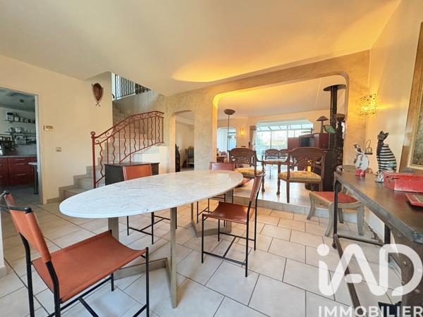 Maison à vendre 7 pièces 140 m² Lorry-lès-Metz