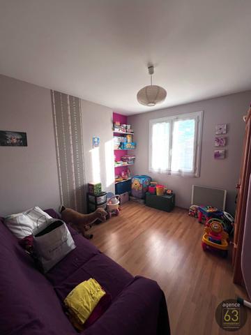 Cournon, maison de 120 m2 de plain-pied sur 803 m2 de terrain clos