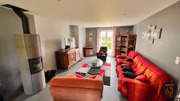 Cournon, maison de 120 m2 de plain-pied sur 803 m2 de terrain clos