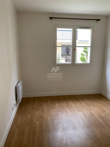 Appartement 2 pièces 51 m2 - Hypercentre SAINT GERMAIN EN LAYE Loyer 1 325 €/mois charges comprises **  - Référence  18566