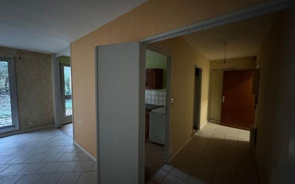 Appartement à louer    1 pièce •  Saint-Avertin