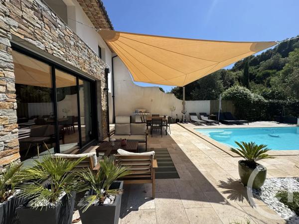 Maison à vendre  5 pièces - 150 m 2   STE MAXIME  - 83