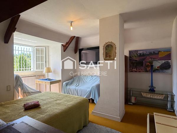 Maison 170m2 implantée sur une parcelle de 8350m2