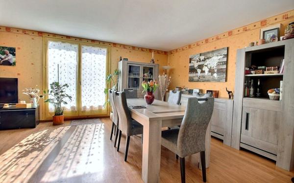 Maison à vendre    4 pièces • 84,43 m2 Élancourt