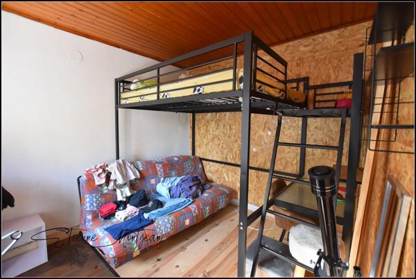 Maison à Luzech, 69 m², 2 chambres, à finir de rénover, avec terrasse