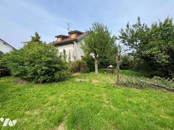 Maison 4 pièces (environ 84 m² habitables) située dans un secteur calme, proche centre