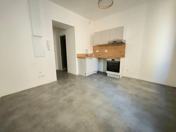 Appartement 2 pièces rénové situé au centre-ville de Narbonne