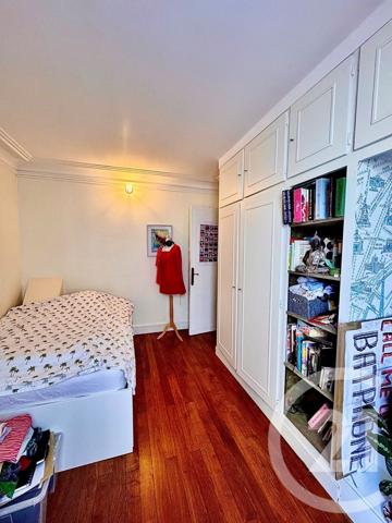 Appartement F4 à vendre  4 pièces - 48,75 m2 PARIS - 75015