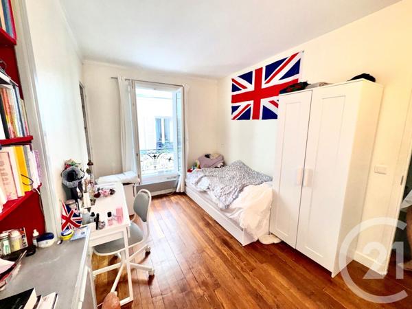Appartement F4 à vendre  4 pièces - 48,75 m2 PARIS - 75015