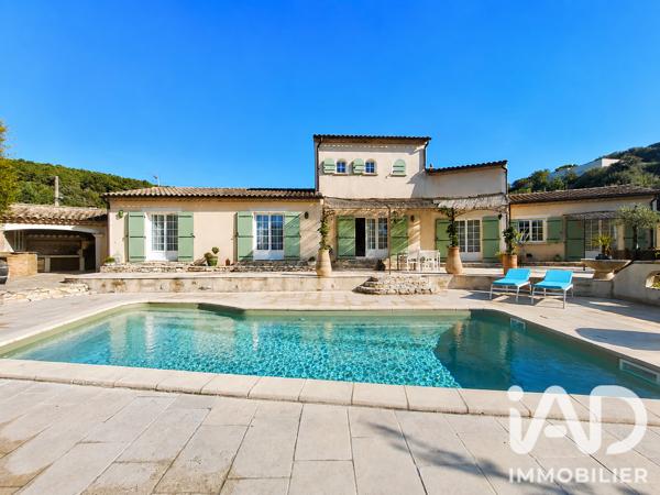 Maison à vendre 5 pièces 185,79 m² Saint-Martin-de-Valgalgues