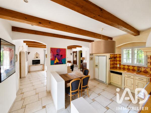 Maison à vendre 5 pièces 185,79 m² Saint-Martin-de-Valgalgues