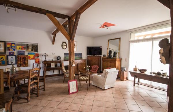 A Mirande maison de ville avec jardin
