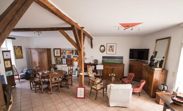 A Mirande maison de ville avec jardin