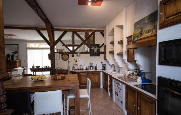 A Mirande maison de ville avec jardin