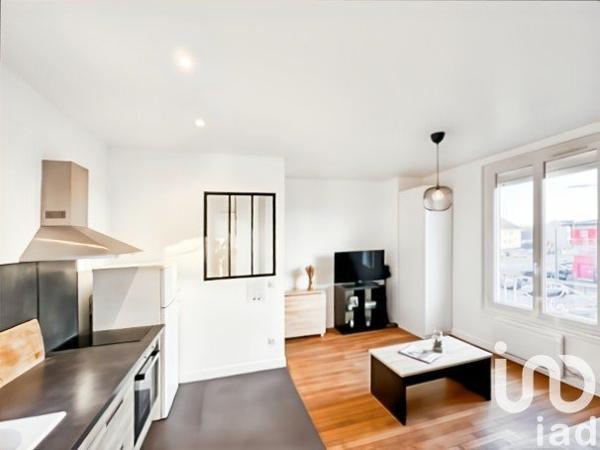 Appartement à vendre 2 pièces 30 m² Sainte-Geneviève-des-Bois