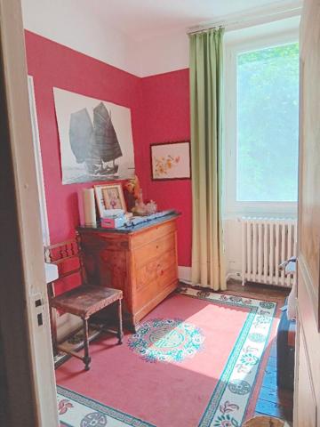 Maison de maître, idéal chambres d'hôtes ou petit hôtel + maison indépendante rénovée