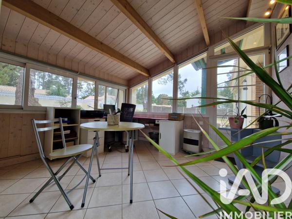 Maison à vendre 6 pièces 144 m² Saint-Hilaire-de-Riez