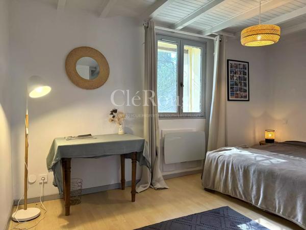 10 minutes d’Eymet – Maison avec volumes exceptionnels et piscine
