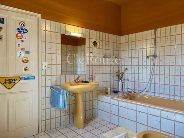 Proche d'Agen - Élégante maison de maître de 5 chambres, piscine et vue imprenable avec 16 hectares de terrain