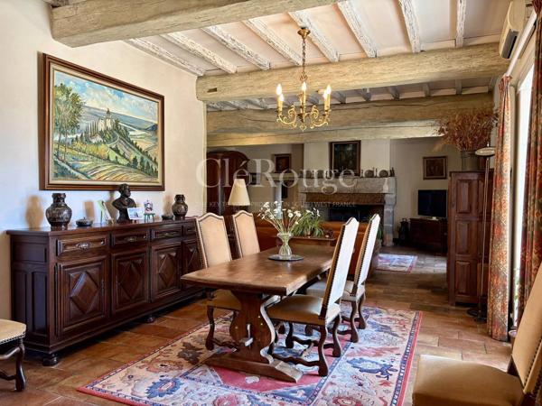 Proche d'Agen - Élégante maison de maître de 5 chambres, piscine et vue imprenable avec 16 hectares de terrain