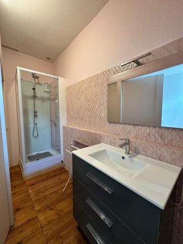 MAISON DE VILLE 176 m²  4 CHAMBRES  COUR & GARAGE