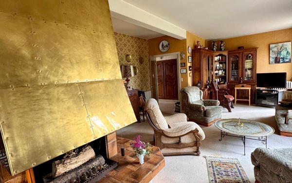 Maison à vendre    8 pièces •  Prémery