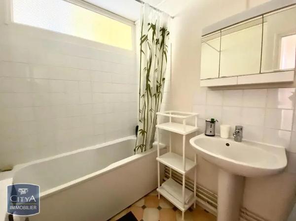 Appartement à louer 2 pièces 41.92m²