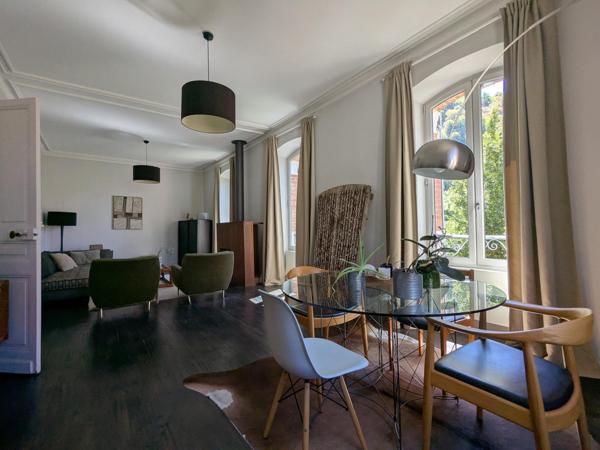 Cahors centre-ville – Maison ancienne rénovée avec jardin, garage et jacuzzi