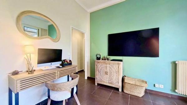 A Vendre 2P: Nice St Sylvestre | 47m² + Terrasse 34m² | Tramway à 5min