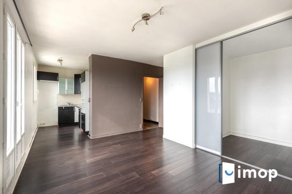 35 m2 avec extérieur garage fermé et cave