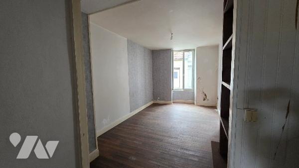 Immeuble à usage d’habitation comprenant 2 appartement de type 2