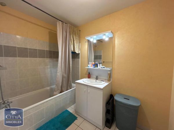 Appartement à louer 3 pièces 55.53m² Limoges (87280)