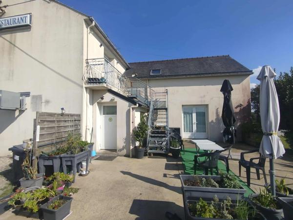 À vendre – Murs commerciaux avec locataires en place – Restaurant routier avec logement proche de RENAC (35)