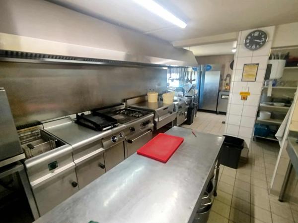 À vendre – Murs commerciaux avec locataires en place – Restaurant routier avec logement proche de RENAC (35)