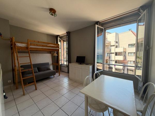 Théoule sur Mer, Studio 22m²  avec  Vue mer,  Port et plages à pied