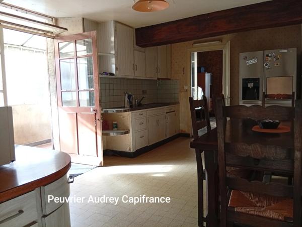 Maison à vendre 7 pièces BEAUVILLIERS (28)