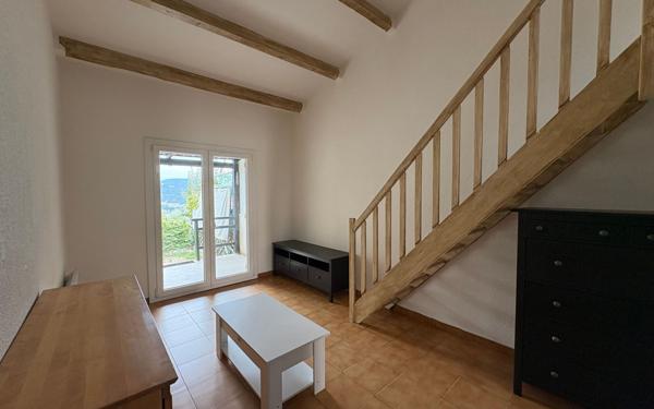 Appartement à louer    2 pièces •  Nice