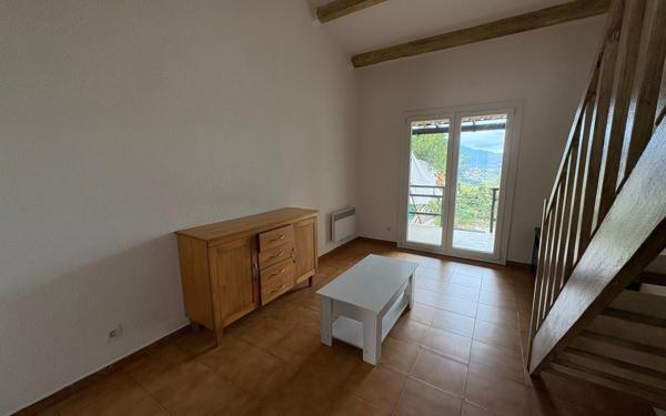 Appartement à louer    2 pièces •  Nice